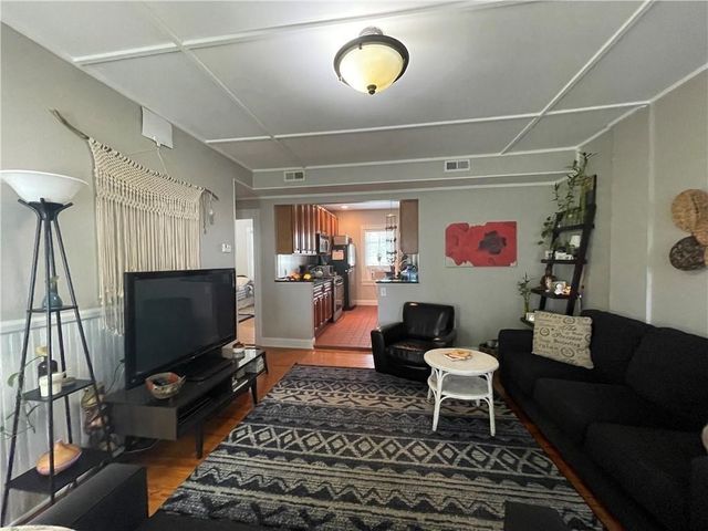 3 Bay View Avenue 6, Bristol, RI 02809