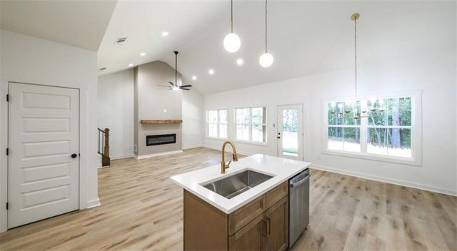 61 Hazel Lane, Bremen, GA 30110