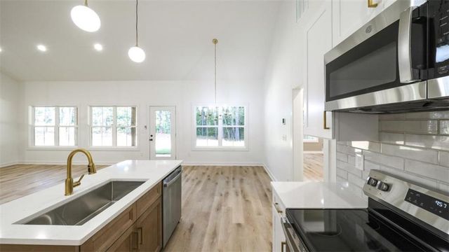 61 Hazel Lane, Bremen, GA 30110