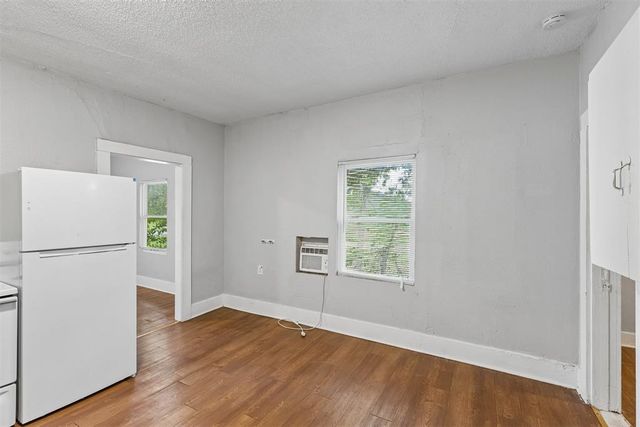2300 N Prospect Avenue, Oklahoma City, OK 73111