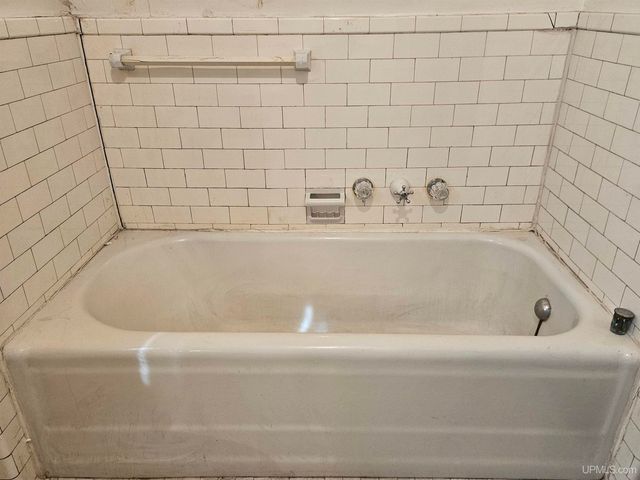 204 Montezuma Street, Hancock, MI 49930