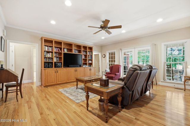 404 Cypress Landing Trail, Chocowinity, NC 27817