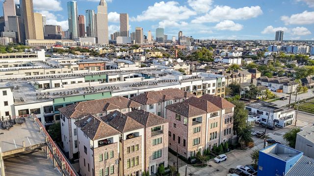 5 Robita Street, Houston, TX 77019