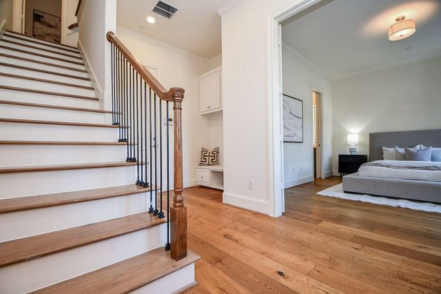 5 Robita Street, Houston, TX 77019