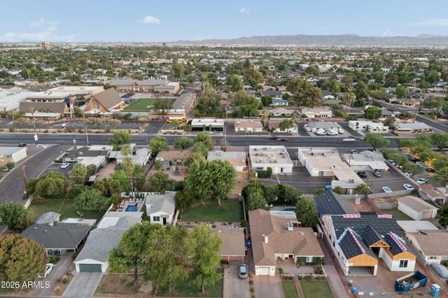 3834 E Indian School Road, Phoenix, AZ 85018