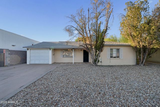 3834 E Indian School Road, Phoenix, AZ 85018