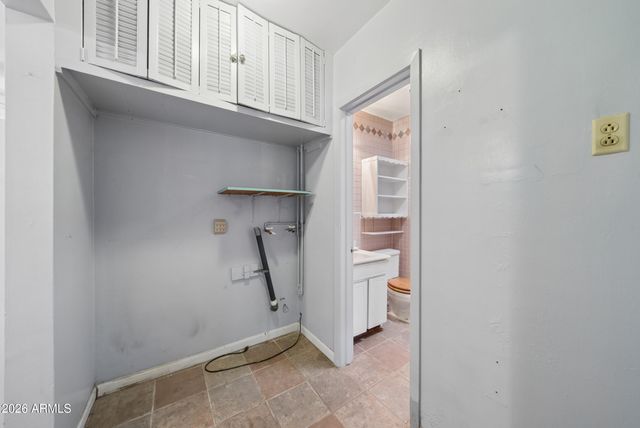 3834 E Indian School Road, Phoenix, AZ 85018