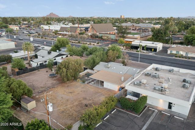 3834 E Indian School Road, Phoenix, AZ 85018