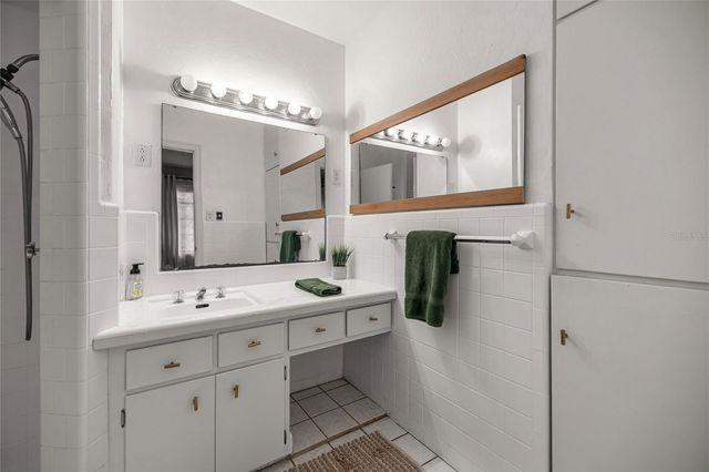 732 NE 12TH TERRACE, Ocala, FL 34470