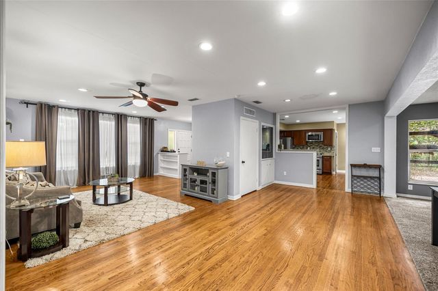 732 NE 12TH TERRACE, Ocala, FL 34470