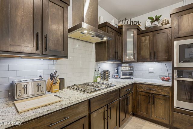 15212 COMPOSITION Avenue, El Paso, TX 79938