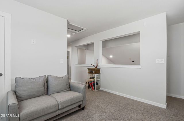 15212 COMPOSITION Avenue, El Paso, TX 79938