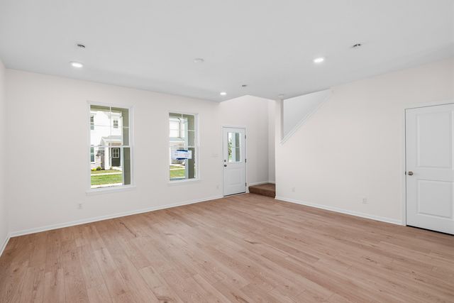 13087 Carolina Street, Crown Point, IN 46307