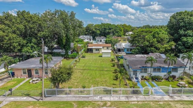 1967 NW 52nd Street, Miami, FL 33142