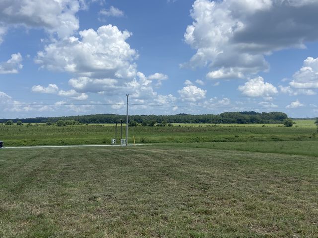 1627 Hardin Bottom River Road, Clifton, TN 38425