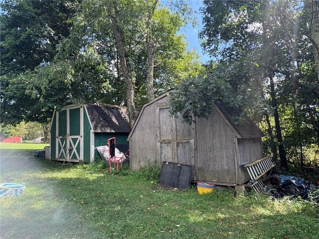 362 Hunters Lane, Export, PA 15632