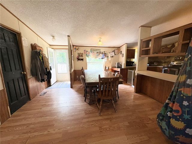 362 Hunters Lane, Export, PA 15632