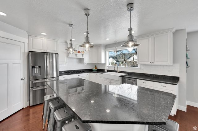 1072 S 925 E, Salem, UT 84653