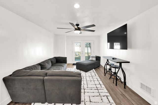 1072 S 925 E, Salem, UT 84653