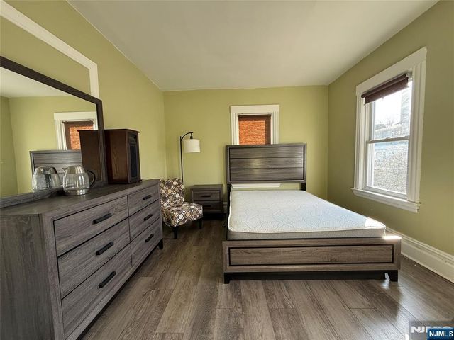 162 Sylvan Street, Rutherford, NJ 07070