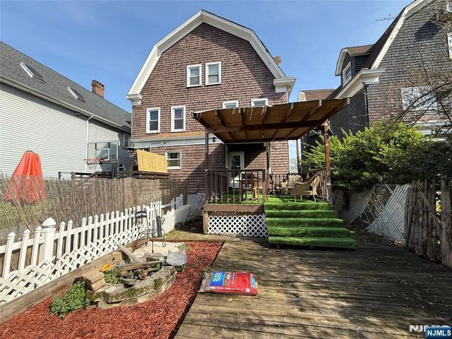 162 Sylvan Street, Rutherford, NJ 07070