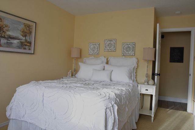 10301 Matthew Avenue NE, Albuquerque, NM 87112