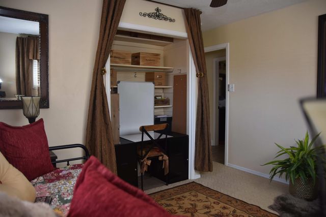 10301 Matthew Avenue NE, Albuquerque, NM 87112