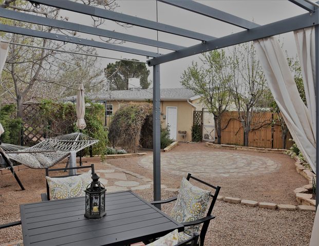 10301 Matthew Avenue NE, Albuquerque, NM 87112