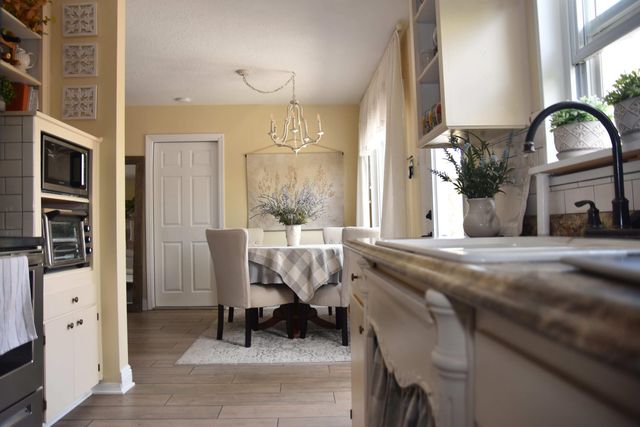 10301 Matthew Avenue NE, Albuquerque, NM 87112