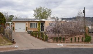 10301 Matthew Avenue NE, Albuquerque, NM 87112