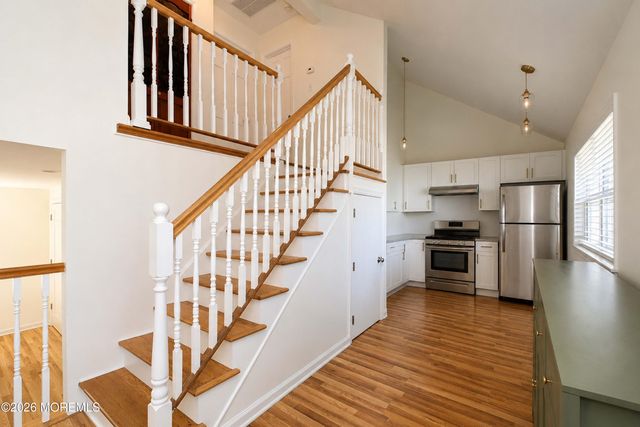 6 Dibling Street, Union Beach, NJ 07735