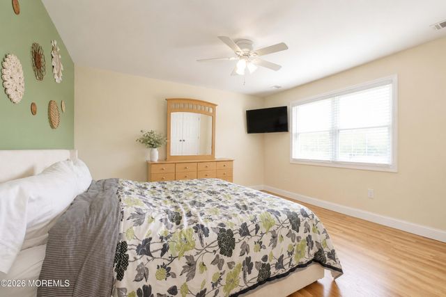 6 Dibling Street, Union Beach, NJ 07735