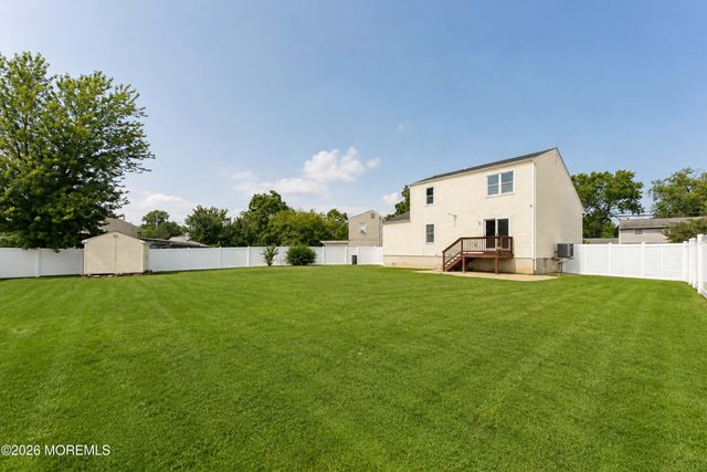 6 Dibling Street, Union Beach, NJ 07735