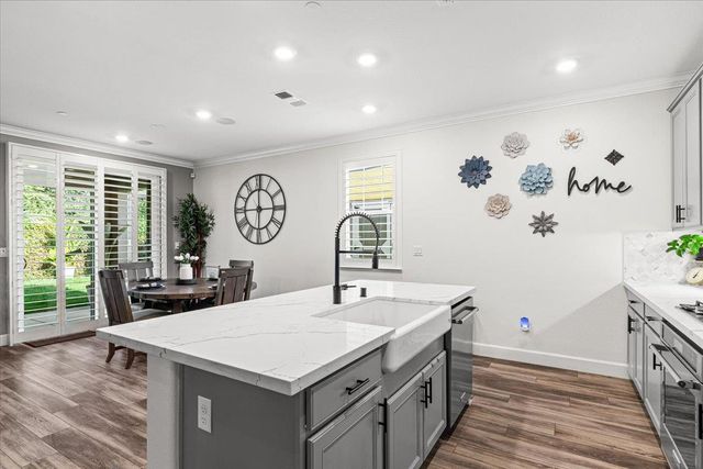 2897 Margot Ln, Turlock, CA 95382