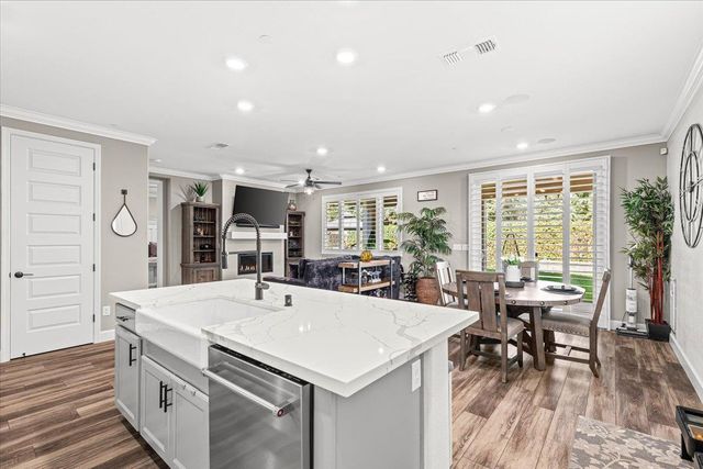 2897 Margot Ln, Turlock, CA 95382