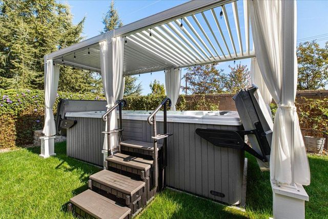 2897 Margot Ln, Turlock, CA 95382