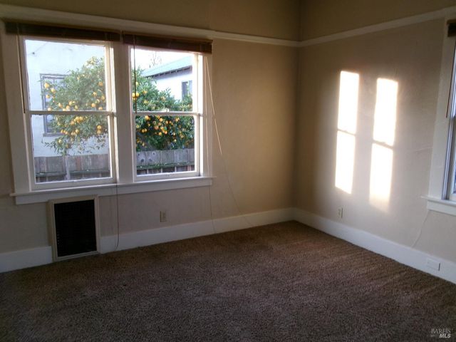 1511 Napa St, Vallejo, CA 94590