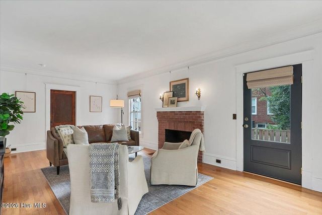 335 E Connecticut Avenue, Southern Pines, NC 28387