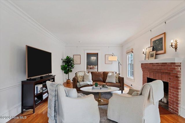 335 E Connecticut Avenue, Southern Pines, NC 28387