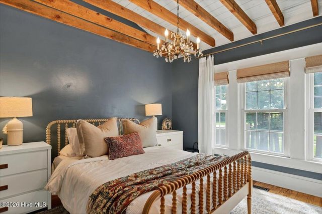 335 E Connecticut Avenue, Southern Pines, NC 28387