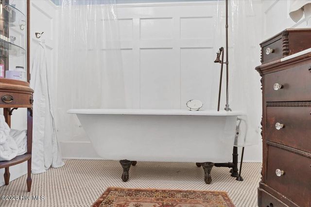 335 E Connecticut Avenue, Southern Pines, NC 28387