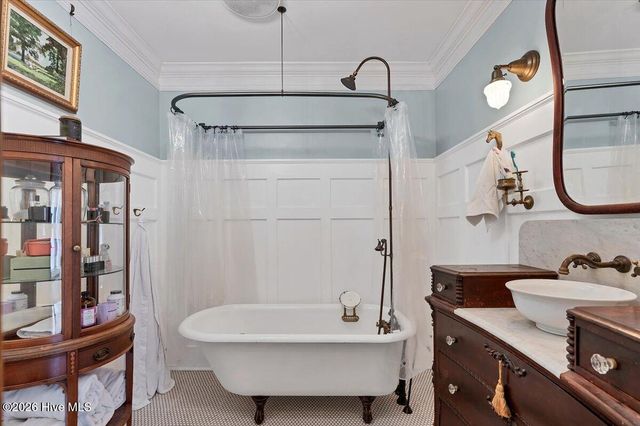 335 E Connecticut Avenue, Southern Pines, NC 28387