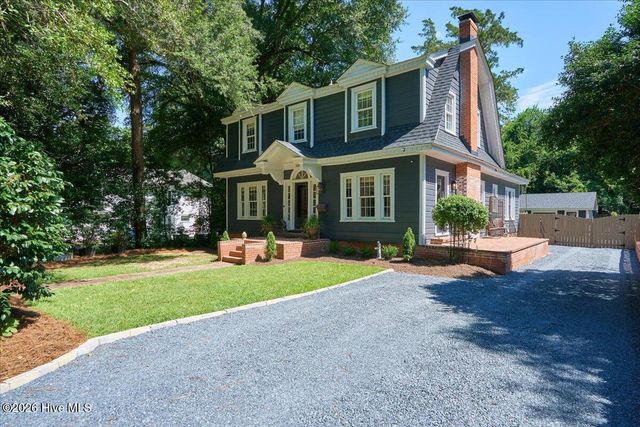 335 E Connecticut Avenue, Southern Pines, NC 28387