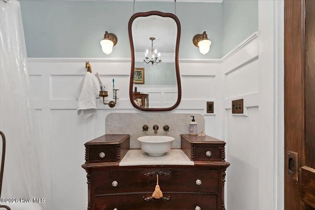 335 E Connecticut Avenue, Southern Pines, NC 28387