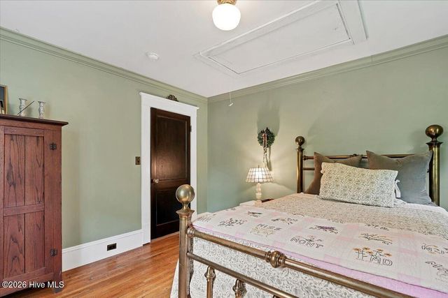 335 E Connecticut Avenue, Southern Pines, NC 28387