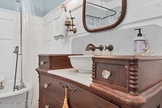 335 E Connecticut Avenue, Southern Pines, NC 28387