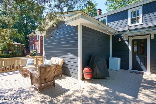 335 E Connecticut Avenue, Southern Pines, NC 28387