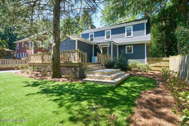 335 E Connecticut Avenue, Southern Pines, NC 28387