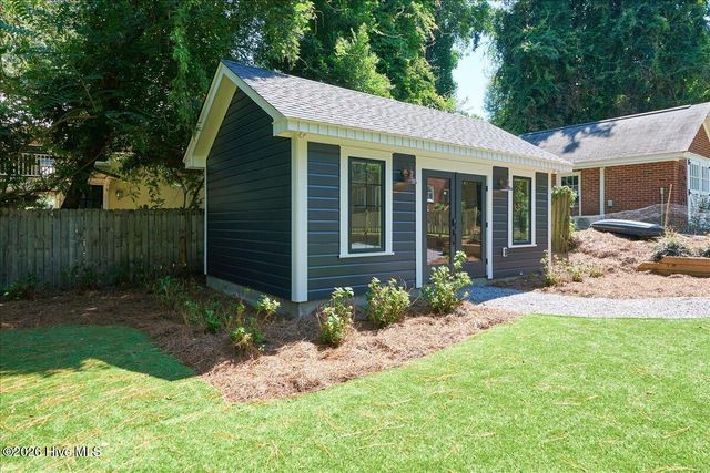 335 E Connecticut Avenue, Southern Pines, NC 28387