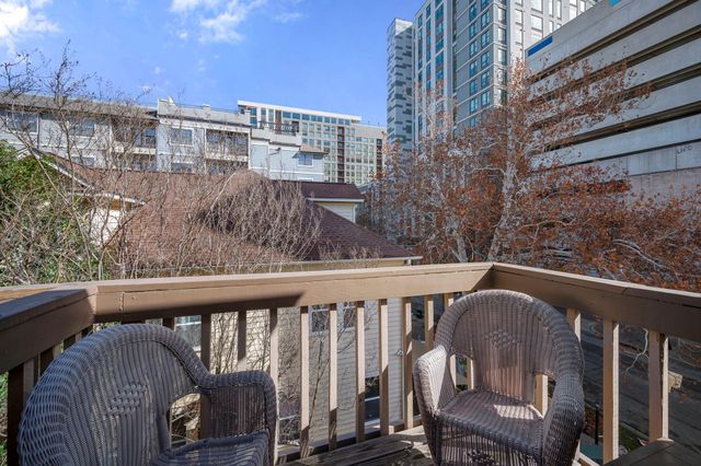 2210 Pearl ST 301, Austin, TX 78705